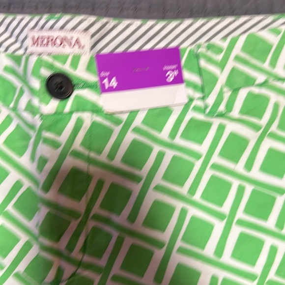 🌻🌼🌸Merona women’s short size 14 w/a 3” inseam - Picture 4 of 5